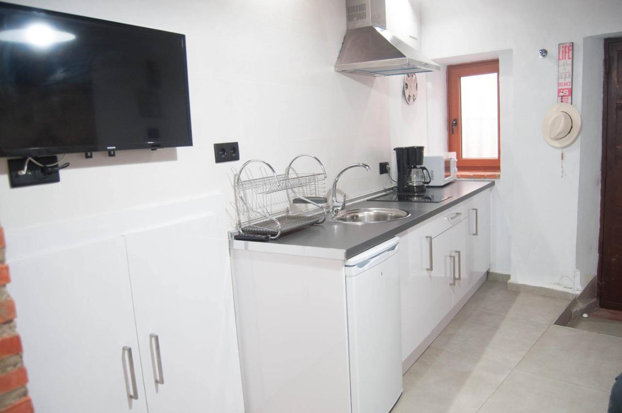 Caleros 8 Estudio - Apartamentos De La Parte Antigua De Caceres Bagian luar foto